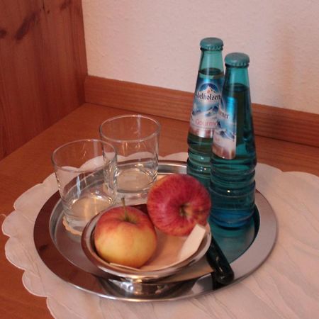 Haus Florian Hotel Грайнау Стая снимка